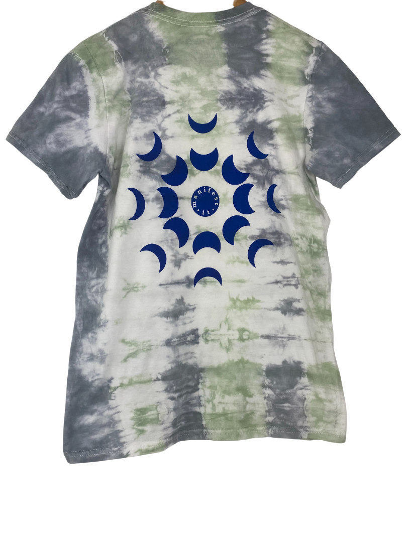 Manifest It T-Shirt - Tie Dye